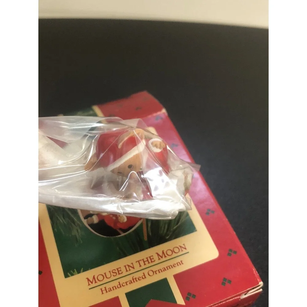 1986 Hallmark Keepsake Ornament Mouse in the Moon Handcrafted‎ w/ Box Vintage